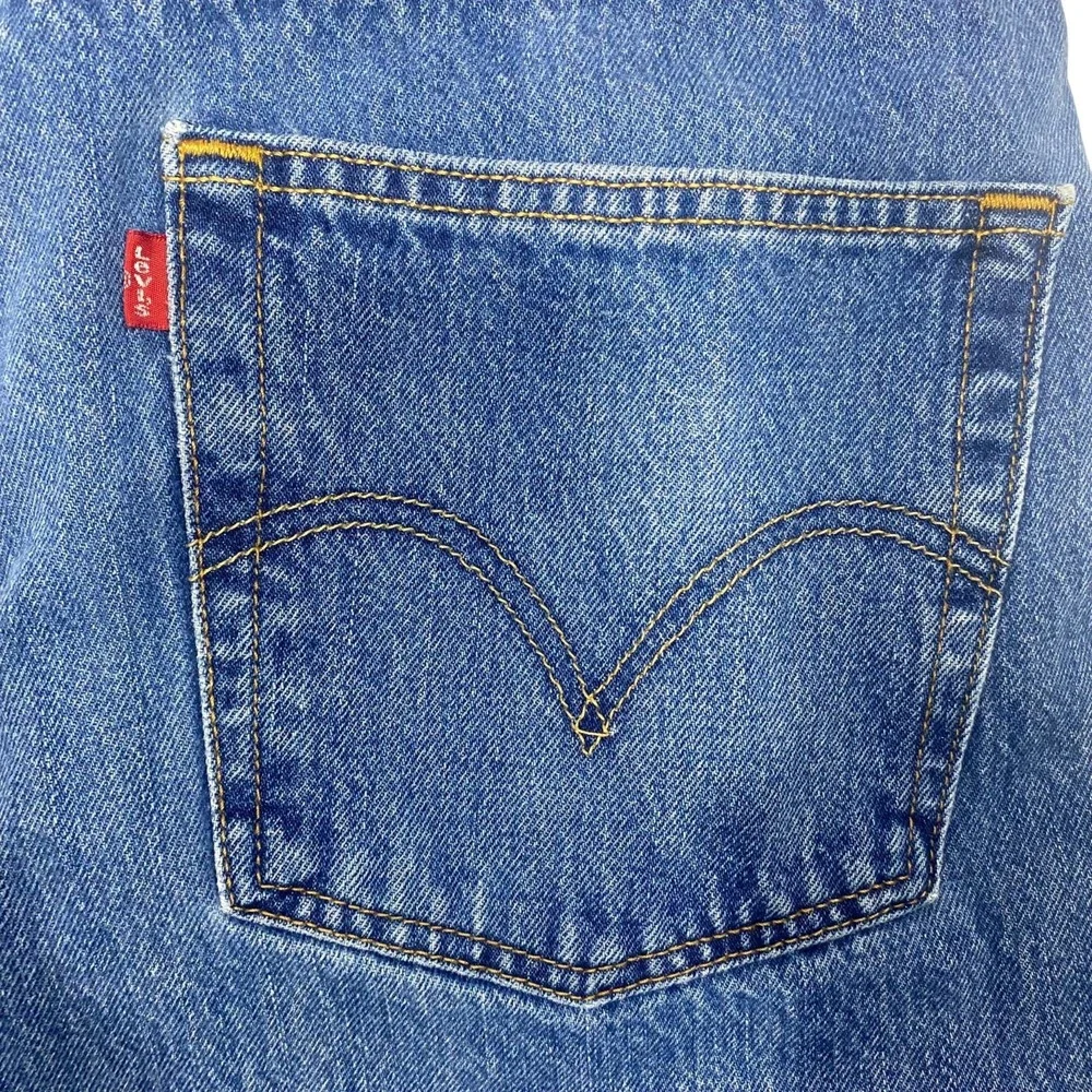 Vintage Levis 501 Jeans Mens W40 L32 (38x31) Button Fly Straight Leg Red Tab 90'